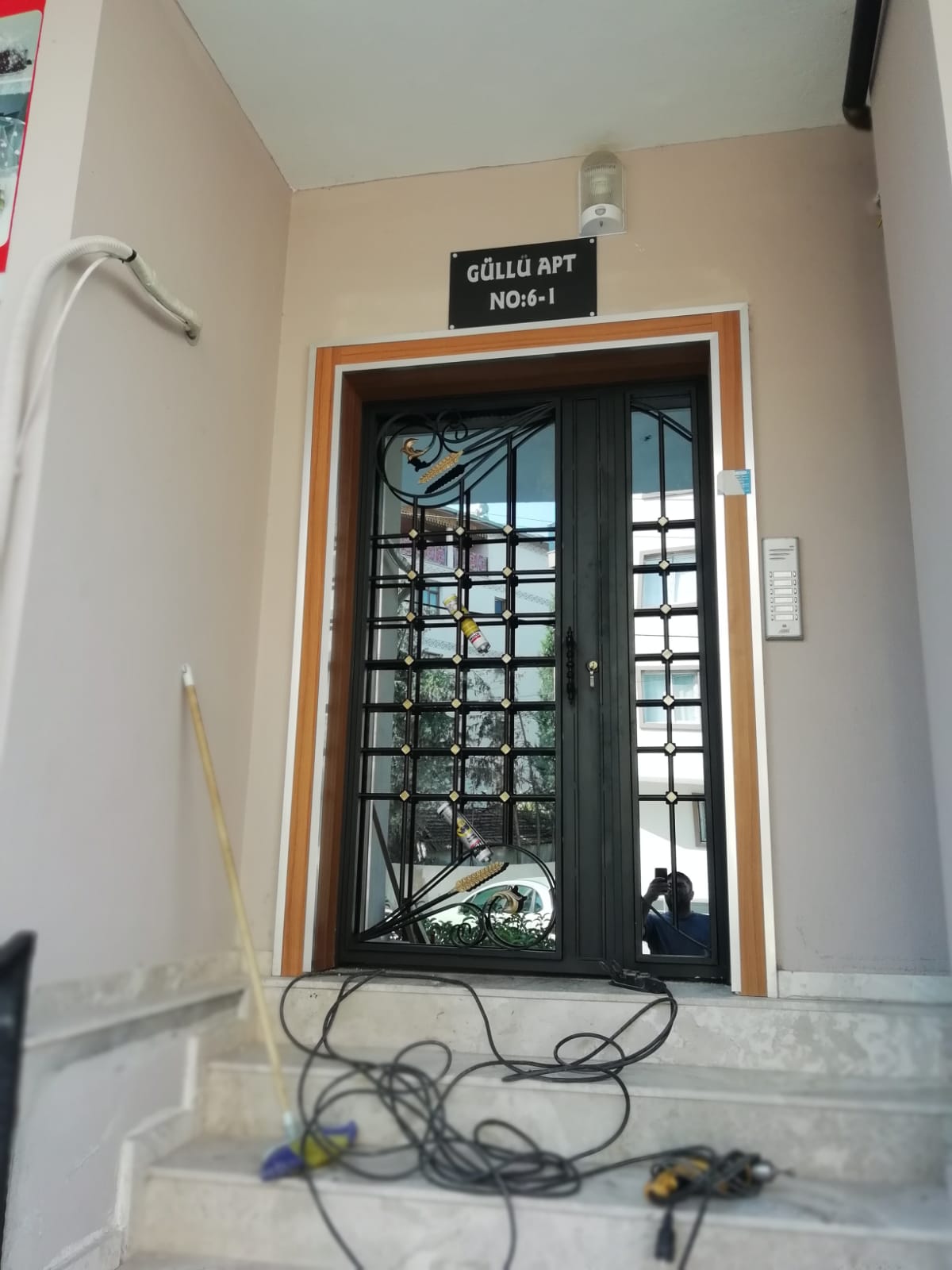 Apartman Kapısı - Apartman Kapisi 38