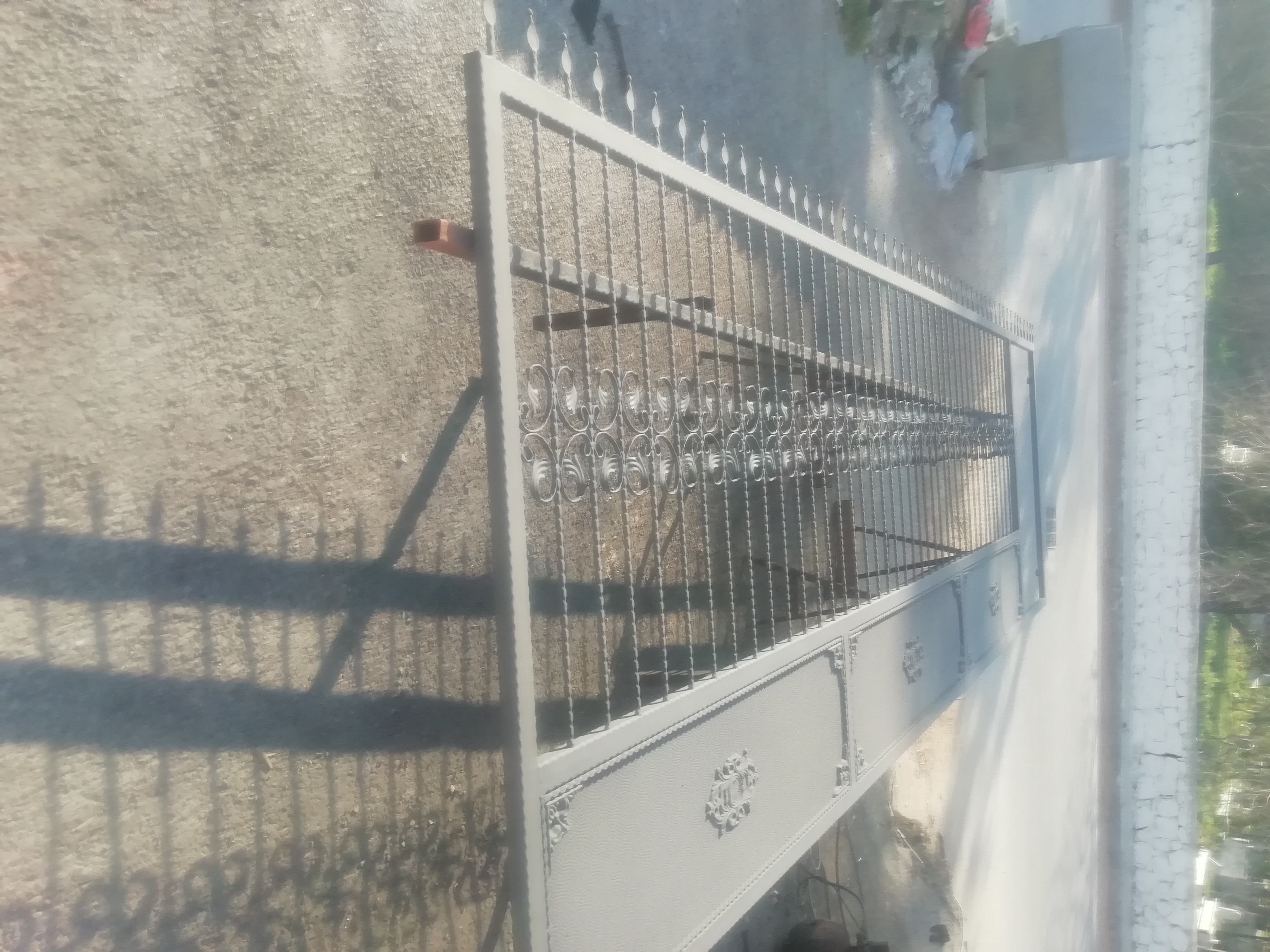 Bahçe Kayar Kapı - Bahce Kayar Kapi 2