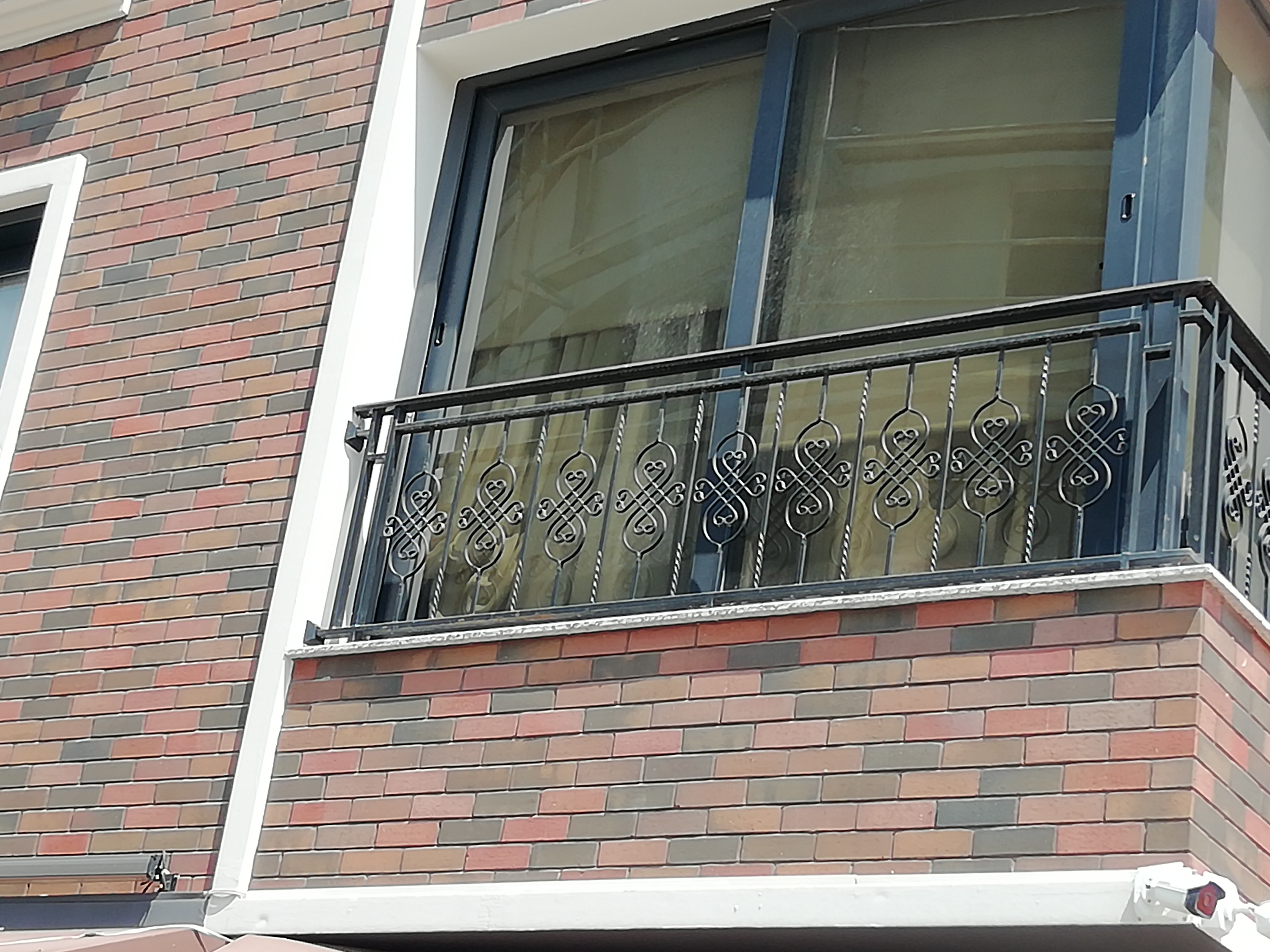 İzmir'de yapılmış balkon korkuluğu - Modern ferforje balkon korkuluğu