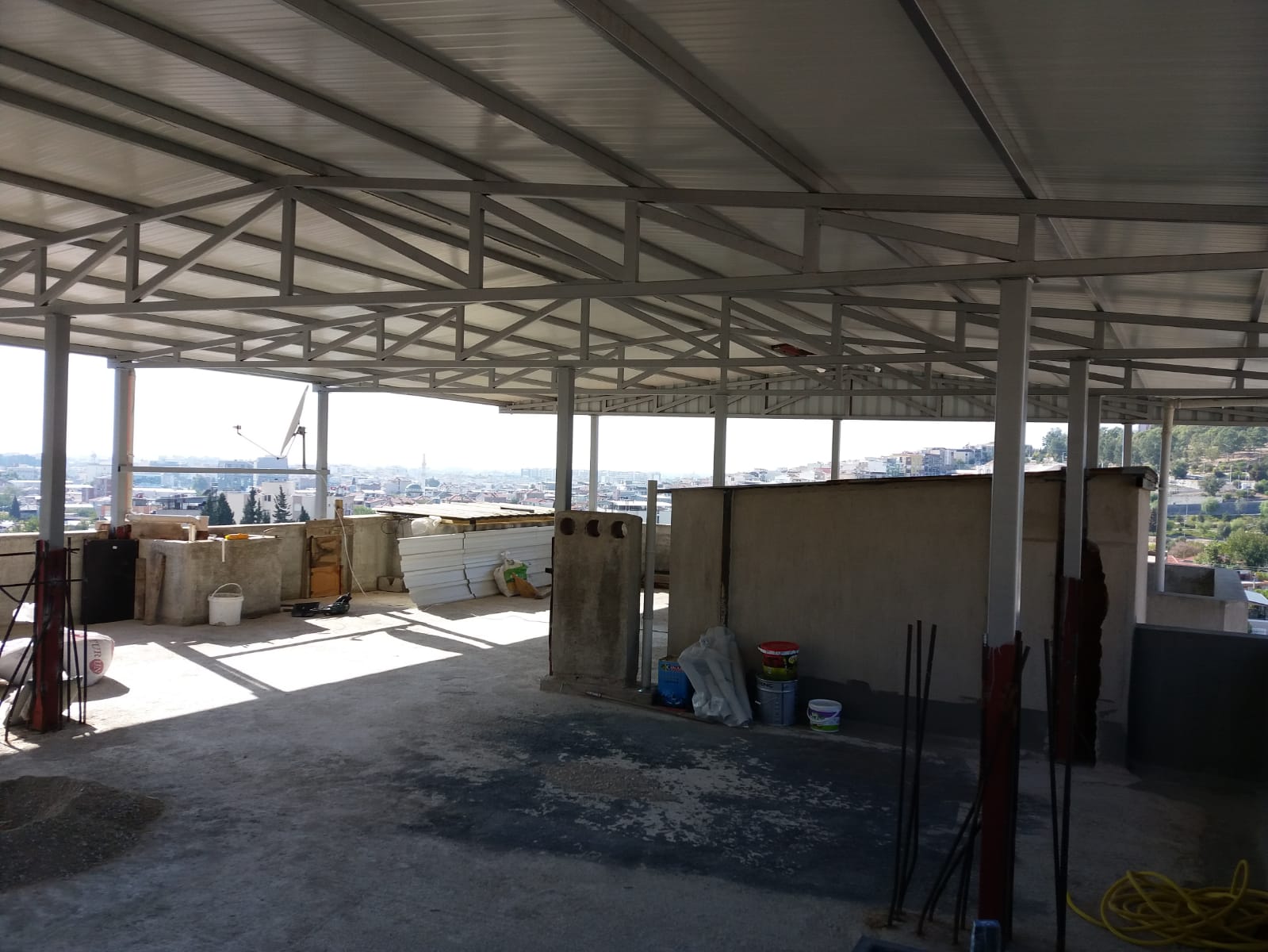 İzmir'de yapılmış çelik çatı sistemi - Çelik konstrüksiyon çatı